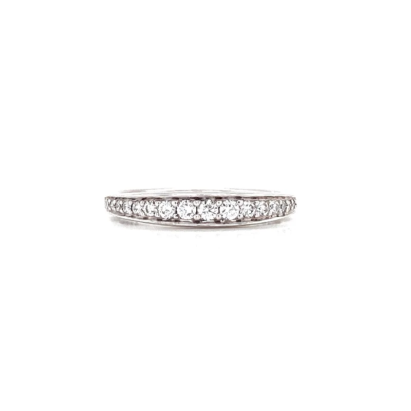 Designer Wedding Bands-14K White Gold Diamond Graduated Band