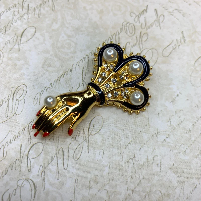 Brooch for Formal Wear-Hand with pearls brooch