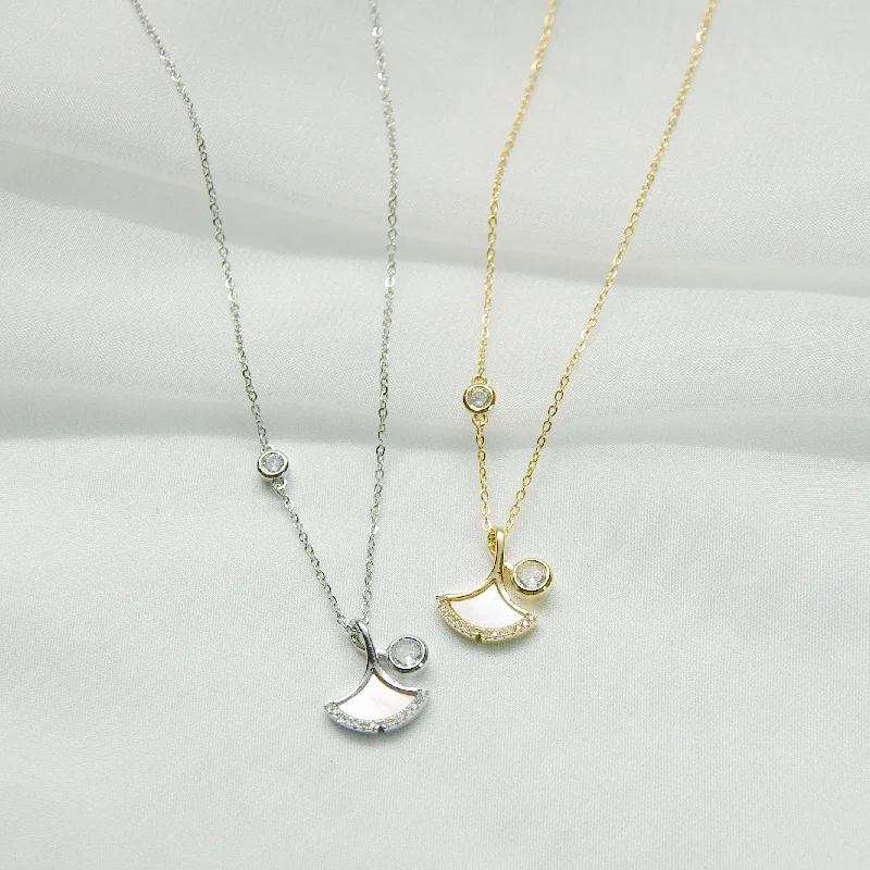 Chunky Gold Necklaces-Ginko Leaf w/ CZ Stone Necklace